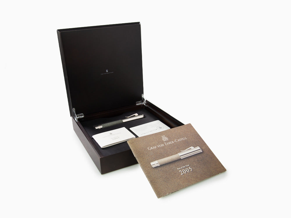 Graf von Faber-Castell Pen of the Year 2005 Fountain Pen, Galuchat