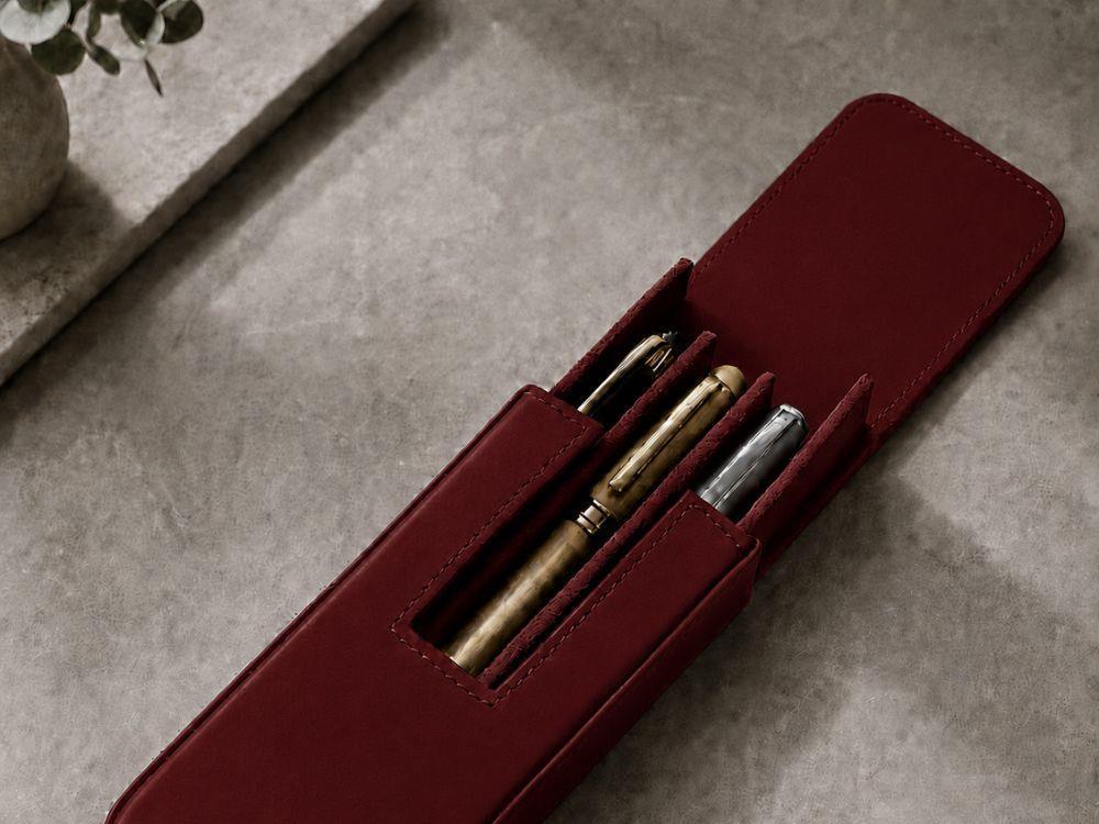 Iguana Pen Case Red for 3 writing items, PEN-CASE-RED-3