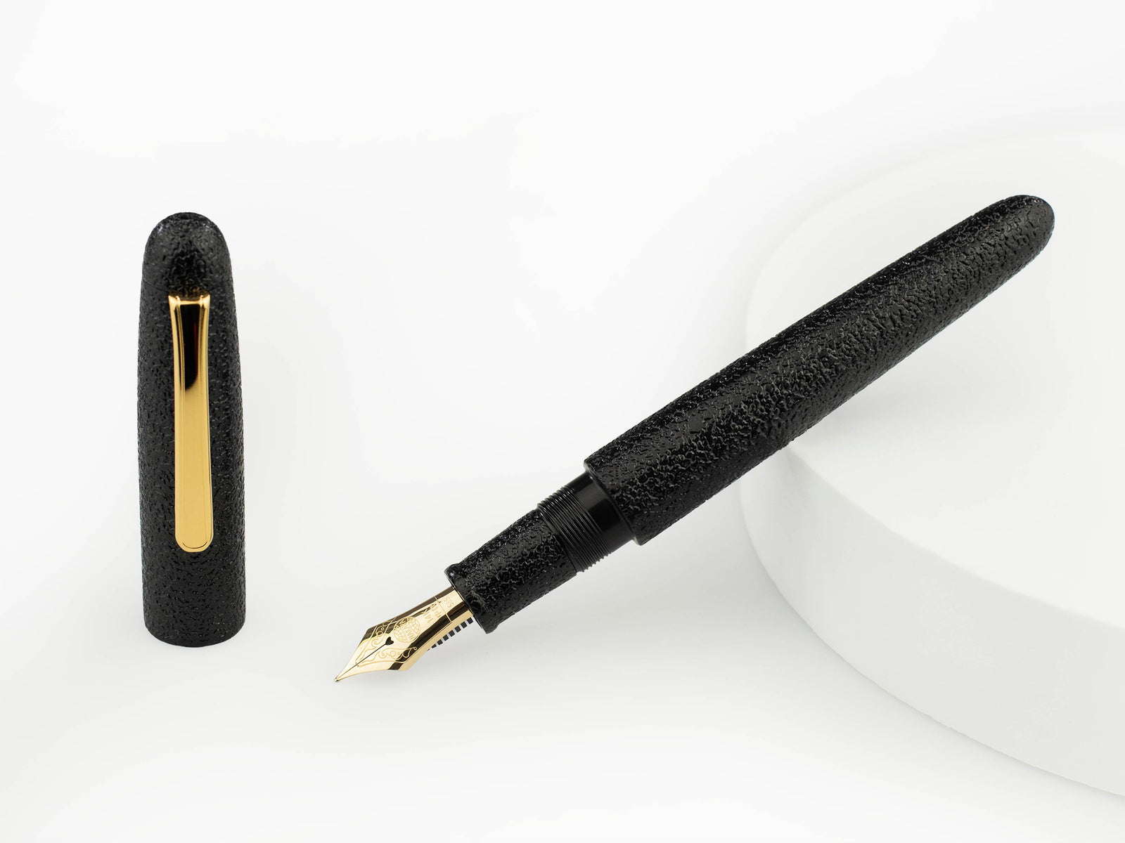 Nakaya Writer Fountain Pen Kuro-Ishime, Portable, 14k Gold,