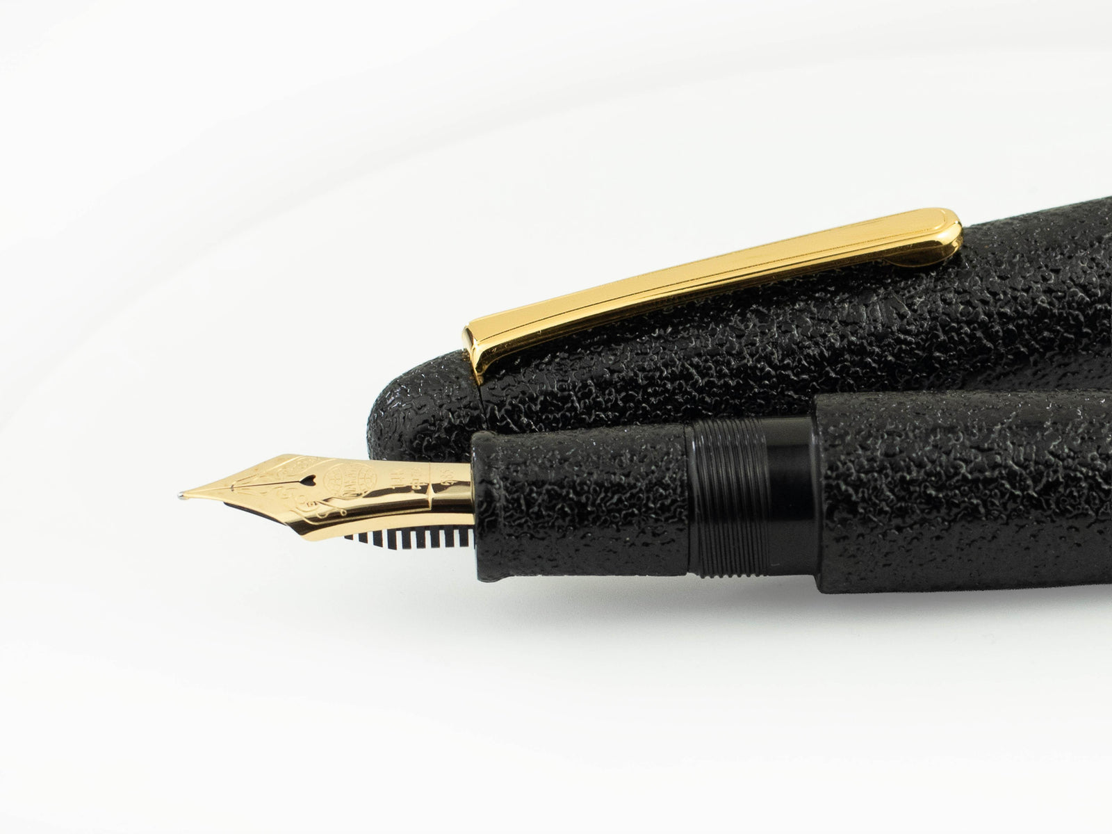 Nakaya Writer Fountain Pen Kuro-Ishime, Portable, 14k Gold,