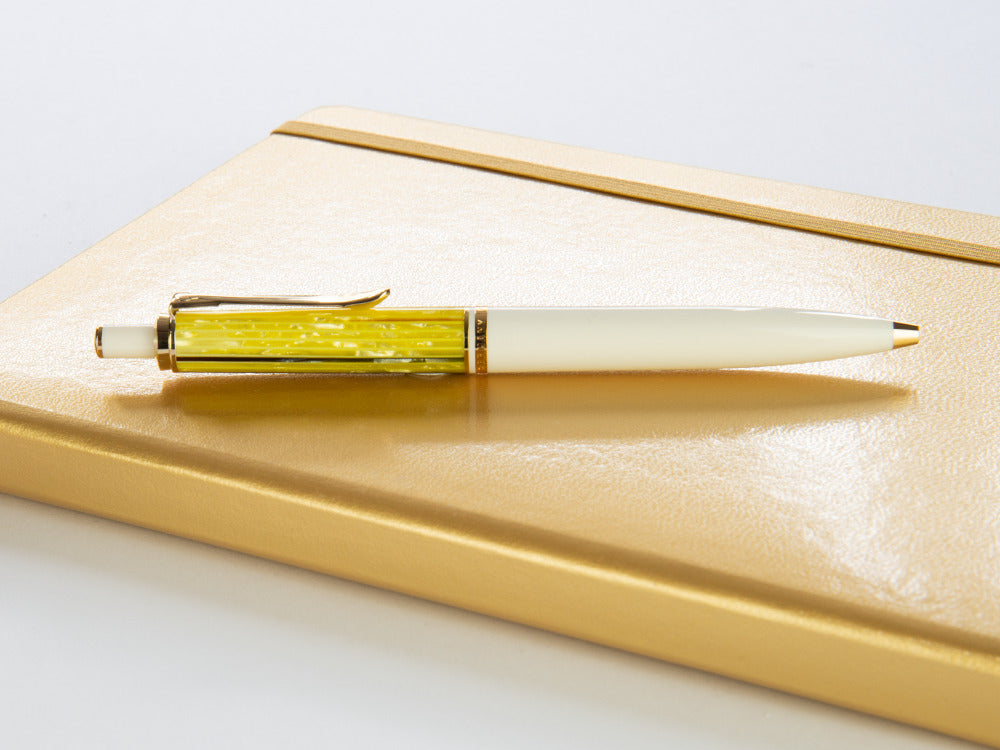 Pelikan K400 Ballpoint pen, Tortoiseshell, Gold trim, 935379