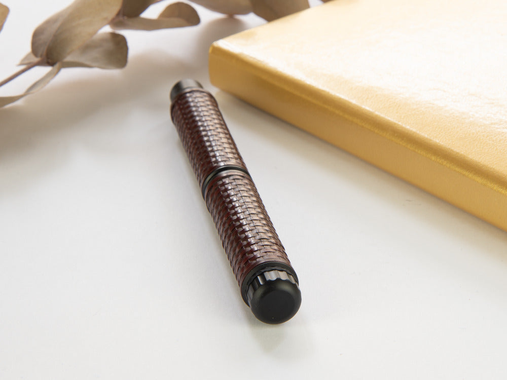 Platinum Izumo Bamboo Benikabairo Fountain Pen, Burgundy, PBA-120000G-15