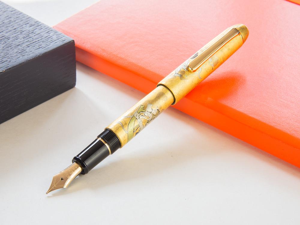 Platinum Kanazawa Maki-e Fujin Raijin Fountain Pen, PNB-35000H-3