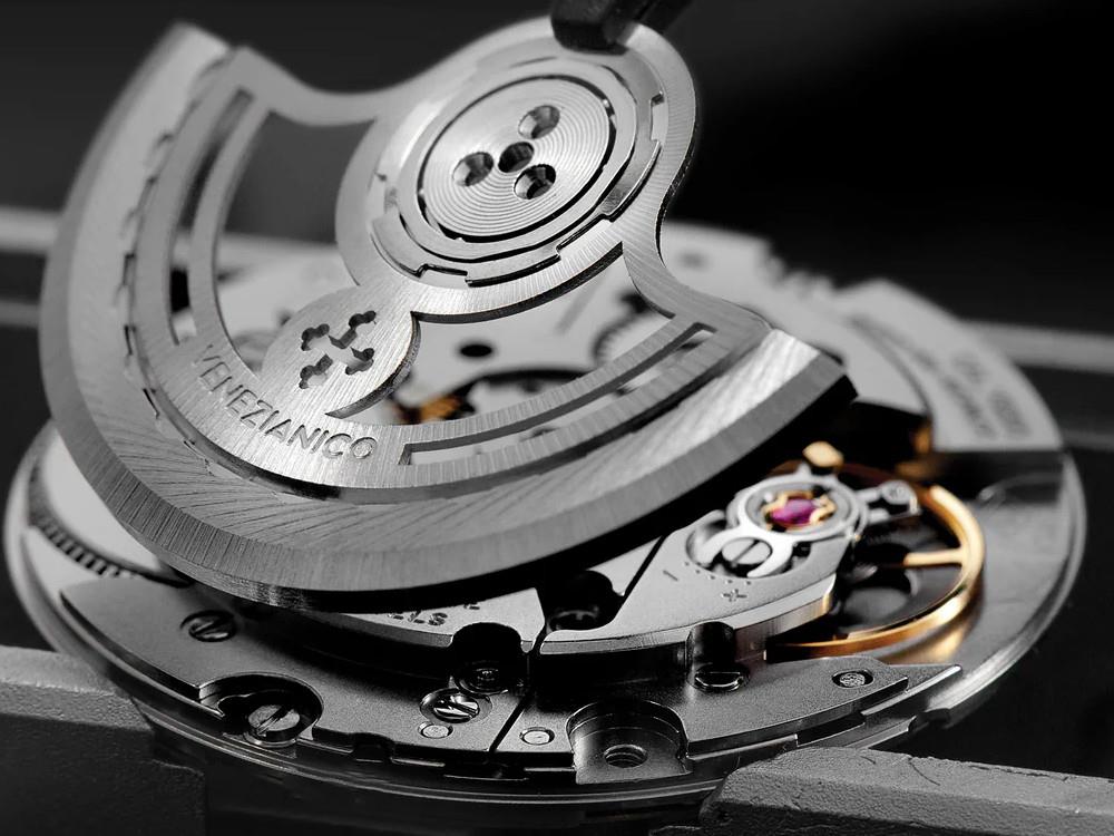 Venezianico Nereide GMT Ceratung™ Automatic Watch, 42 mm, Black, 4521500S