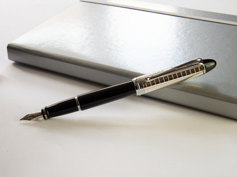 Aurora Ipsilon Quadra Fountain Pen, Resin, Black, Silver, B14CQN