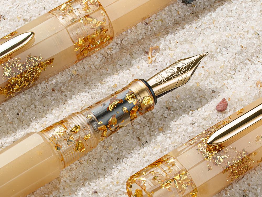 Benu Euphoria Golden Beach Fountain Pen, Resin, Amber, 05.2.147.6.0