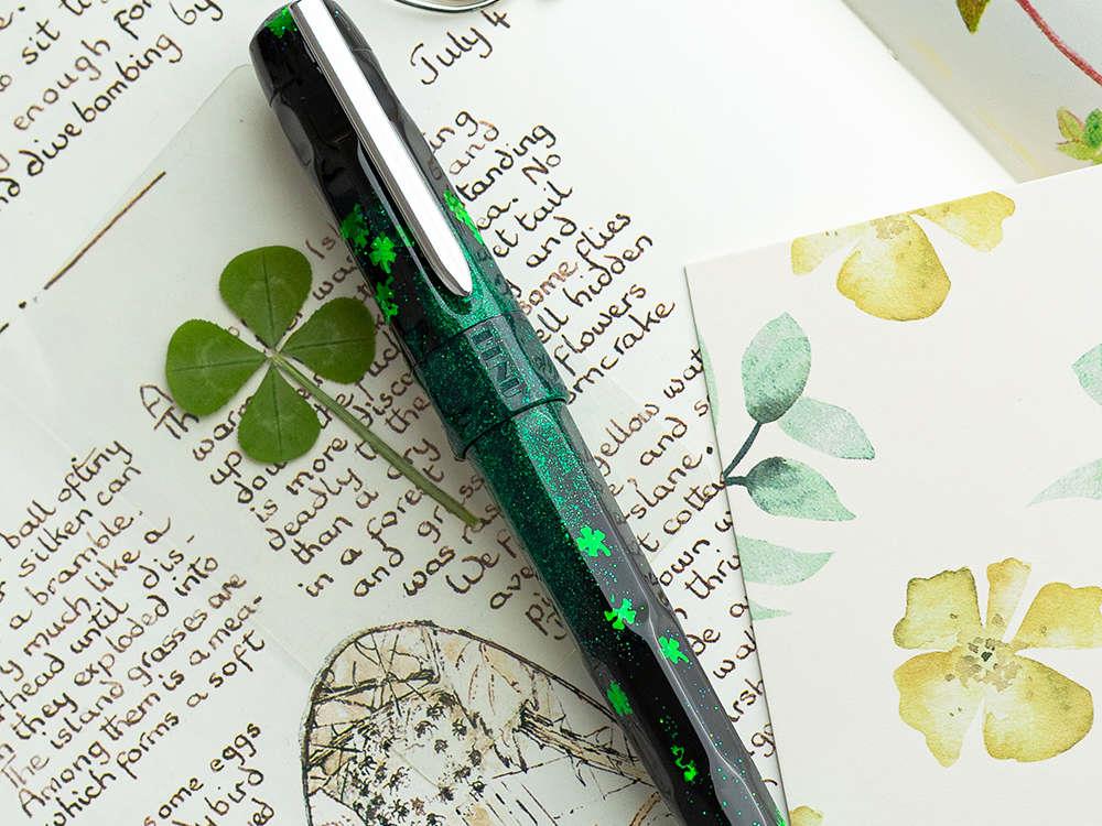 Benu Talisman Four-Leaf Clover Fountain Pen, Green, 19.2.07.5.0