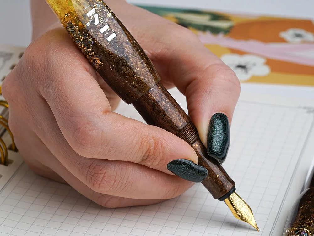 Benu Pixie Honey Bronze Fountain Pen, Brown, 24.2.34.6.0