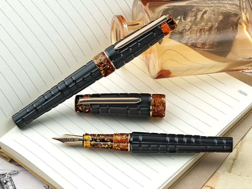 Benu Tessera Black Amber Fountain Pen, 25.2.33.6.0