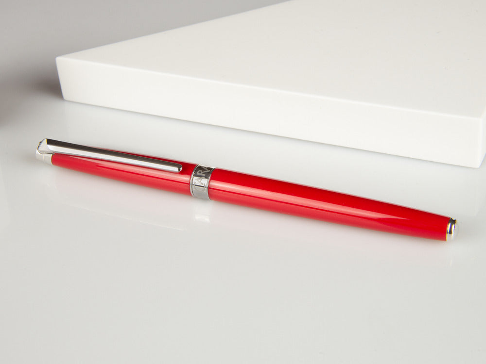 Caran d´Ache Léman Slim Scarlet Red Fountain Pen, Lacquer, 4791.770