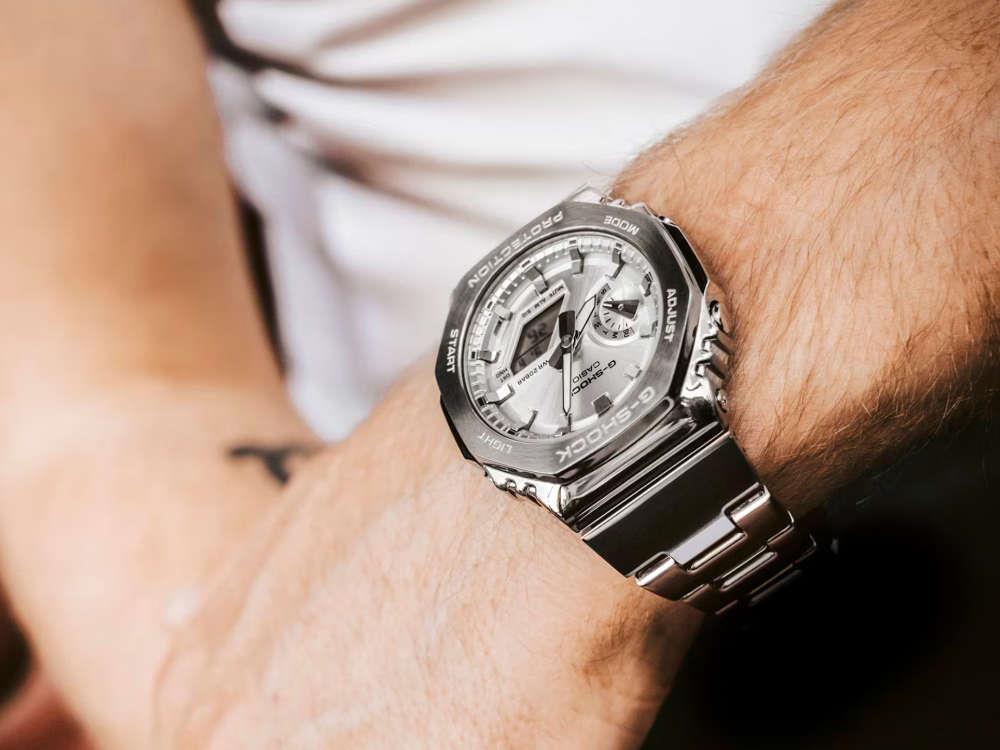 CASIO G-SHOCK GM-2110D-7AJF Silver Face Stainless Steel Men's Watch New in Box CASIO G-SHOCK GM-2110D-7AJF Silver Face Stainless Steel Men's Watch New in Box