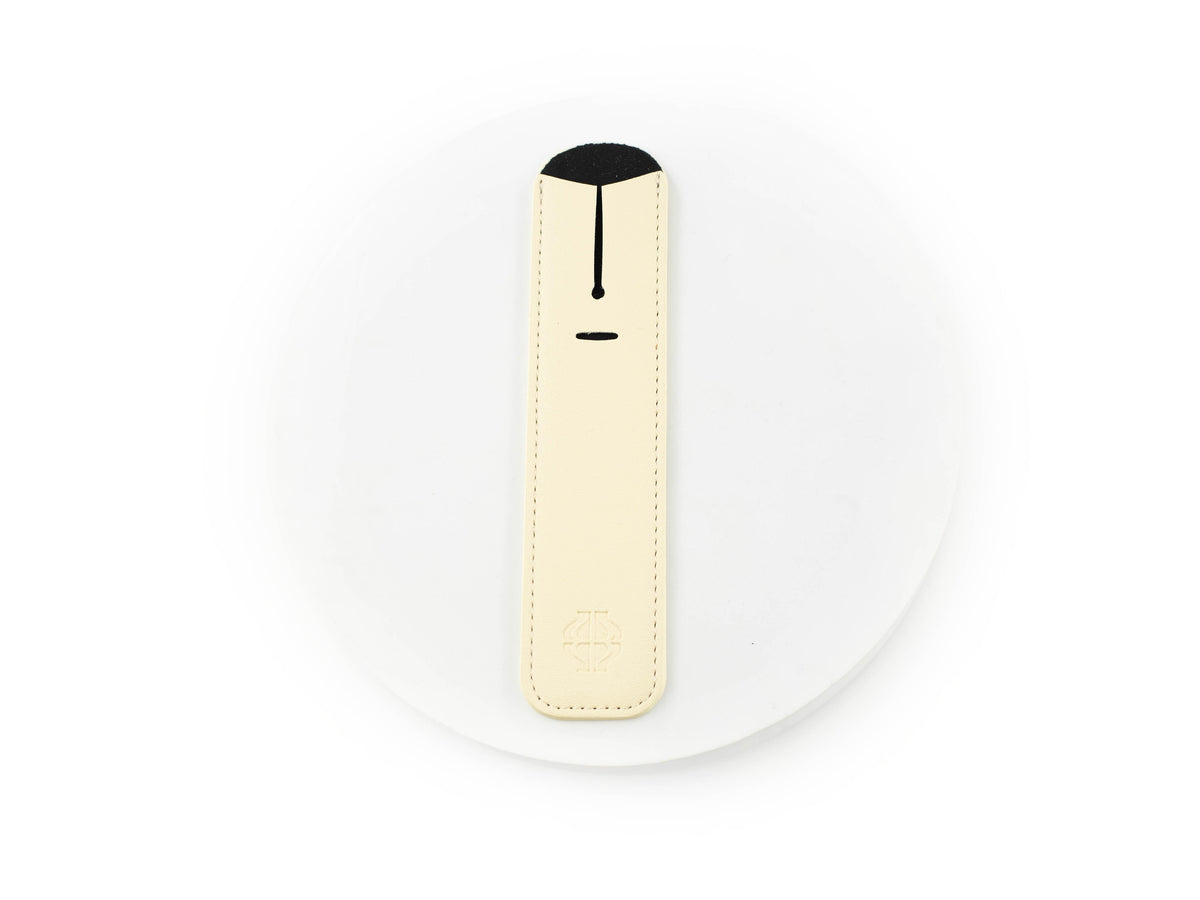 Iguana Writing Pouch Light Cream