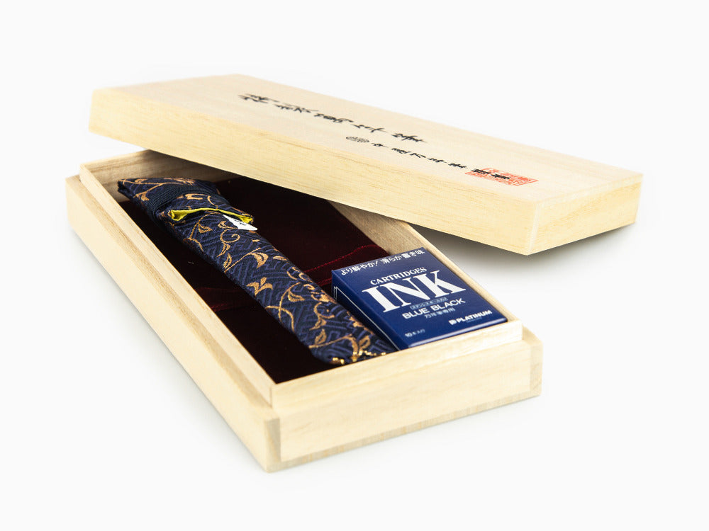 Nakaya Neo-Standard Fountain Pen, Black Hairline, Ebonite