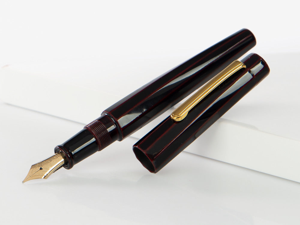 Nakaya Writer Fountain Pen, Kuro Tamenuri, Ebonite and Urushi lacquer