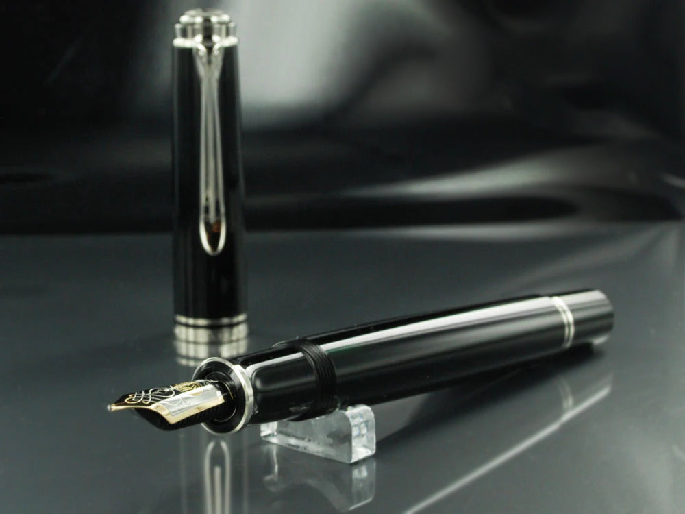 Pelikan Fountain Pen Souverän M605 Black - Silver Plated Trims