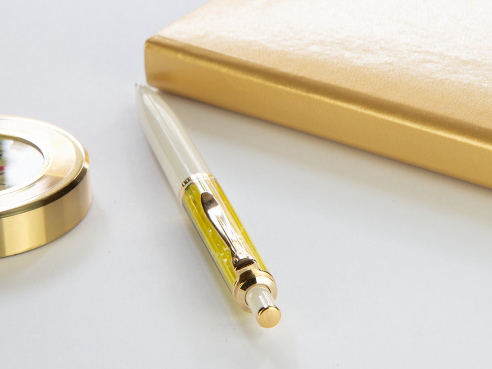 Pelikan K400 Ballpoint pen, Tortoiseshell, Gold trim, 935379