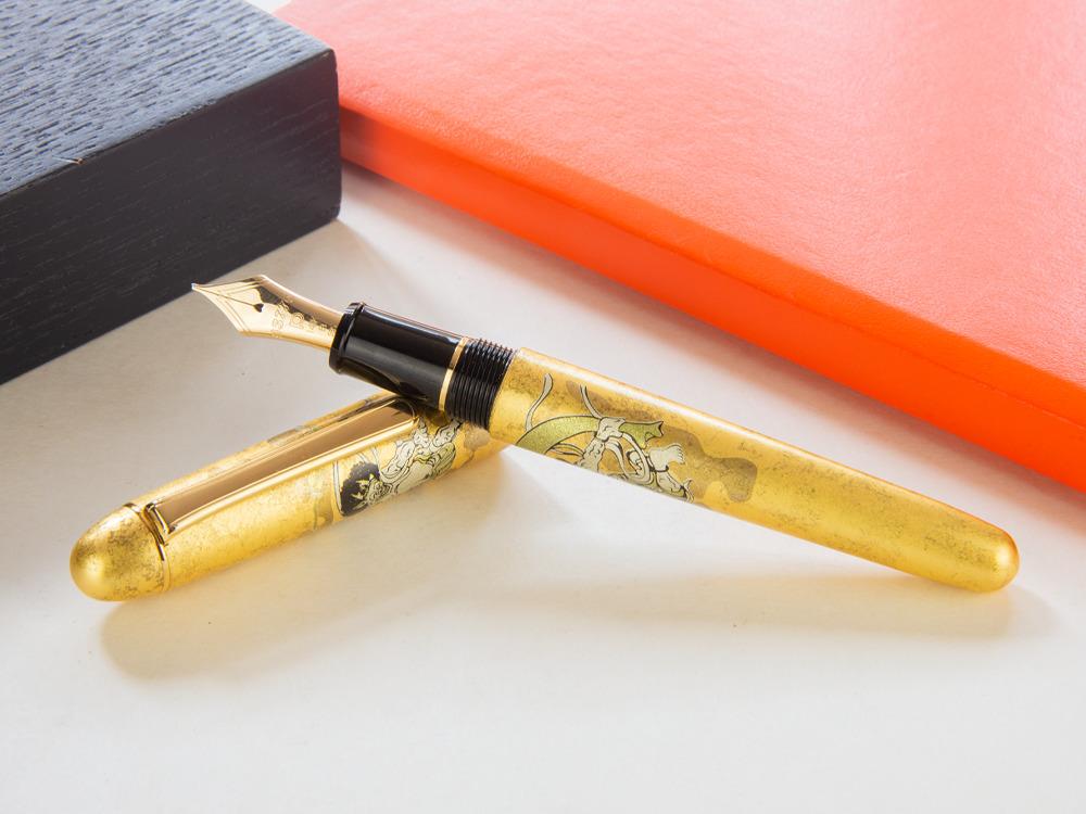 Platinum Kanazawa Maki-e Fujin Raijin Fountain Pen, PNB-35000H-3 Nib Sizes: Medium Broad - Image 3