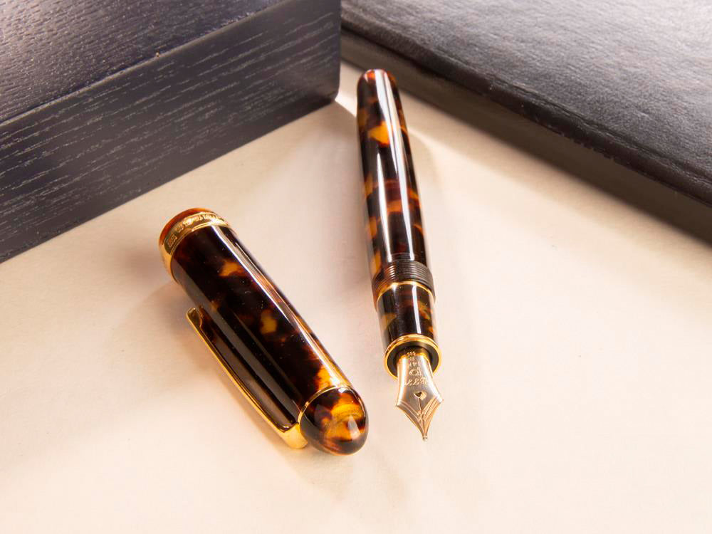 Platinum Celluloid Fountain Pen Tortoise Gold Trims, PTB-35000S-62