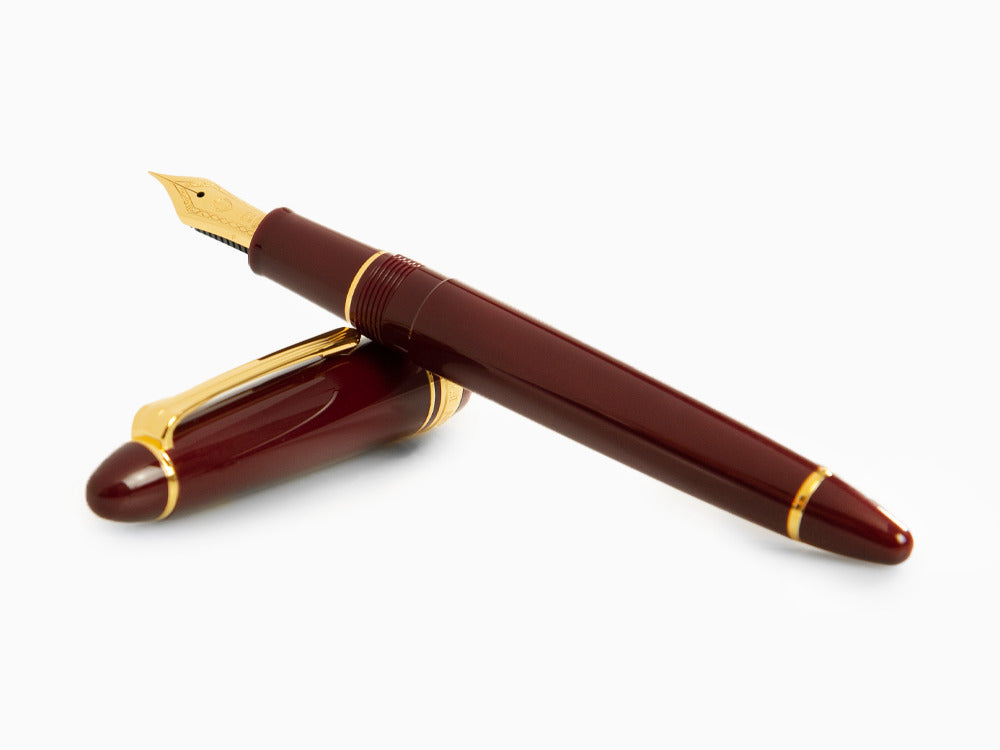 Sailor 1911 Standard Series Fountain Pen, Maroon, Gold trim, 11-1521-432