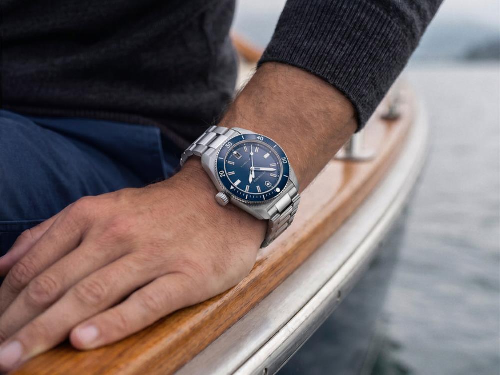 Victorinox Maverick Automatic Watch, Stainless Steel, Blue, 39 mm, V242106