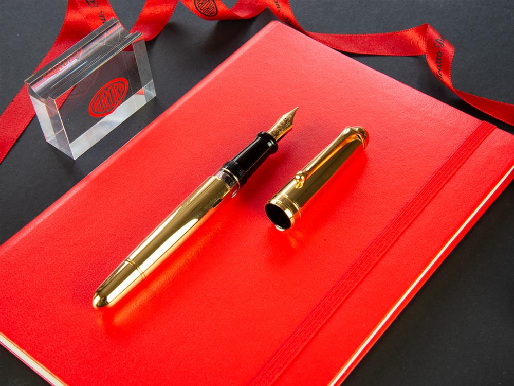 Aurora 88 Fountain Pen, Resin, Gold trim, Limited Edition, 800-DOFF