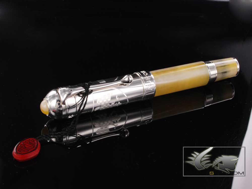 Aurora Blessed Pope Wojtyla Fountain Pen - Lim. Edition