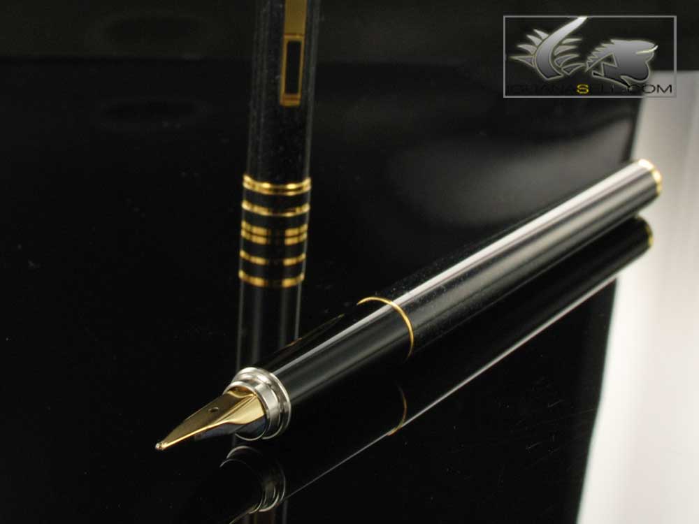 Aurora Marco Polo Fountain Pen Black 'Stardust' - New