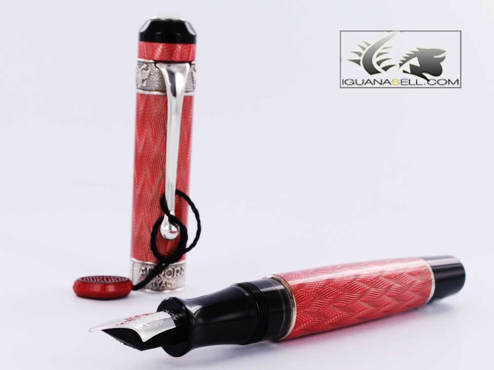 Aurora Saint Petersburg LE Fountain Pen - Solid Silver
