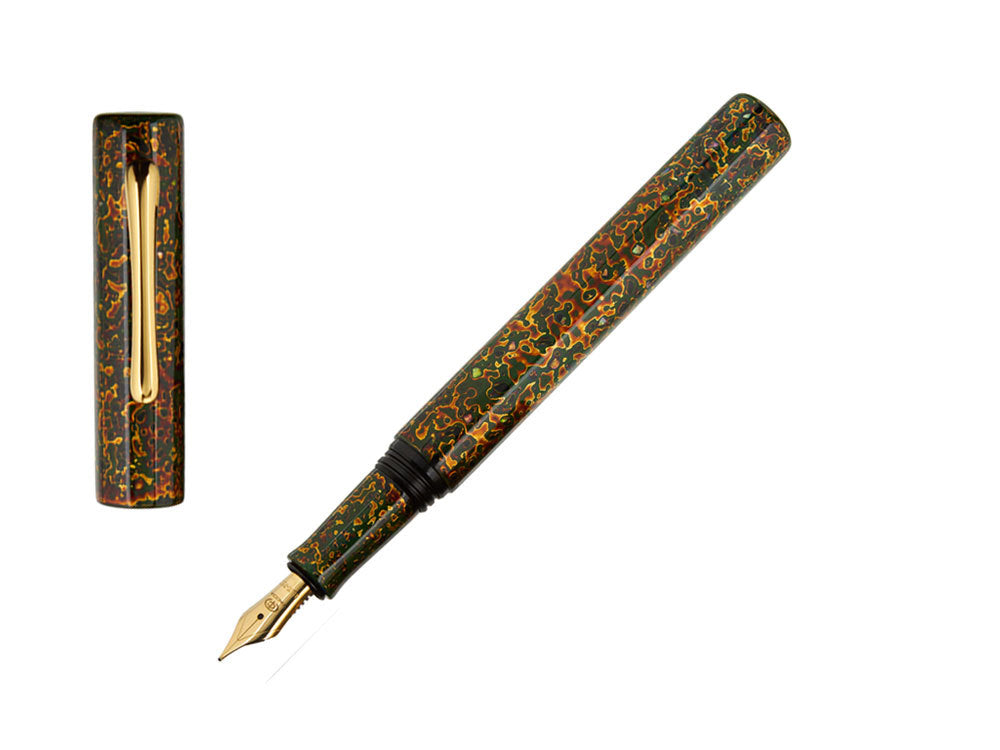 Taccia Autumn's Leaves Reserve LE Fountain Pen, Urushi lacquer