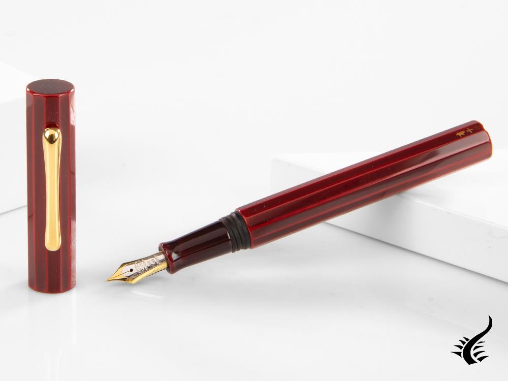 Taccia Kaku-Tate LE Thin Stripe Crimson Fountain Pen, Ebonite and Urushi