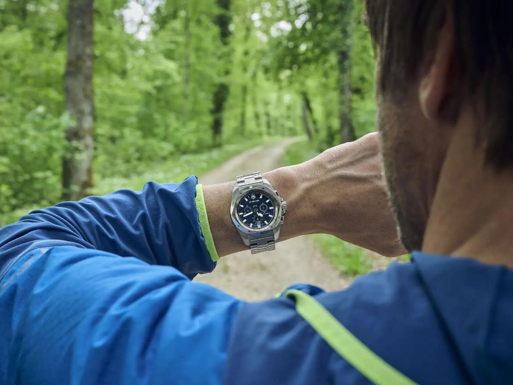 Victorinox I.N.O.X. Chrono Quartz Watch, Blue, 43 mm, V241985